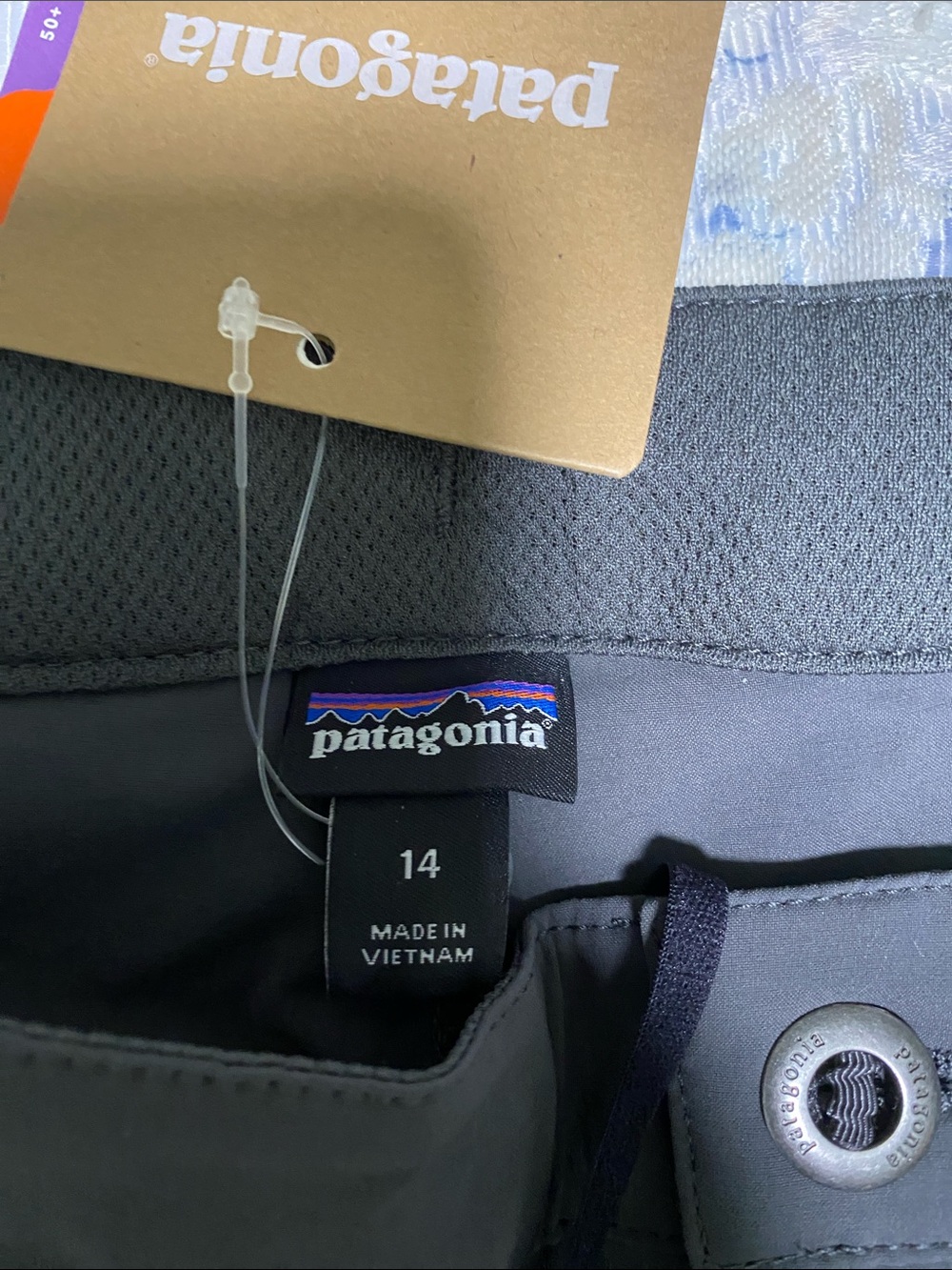 Patagonia Women’s Quandry Hiking pants - Picture 3 of 7